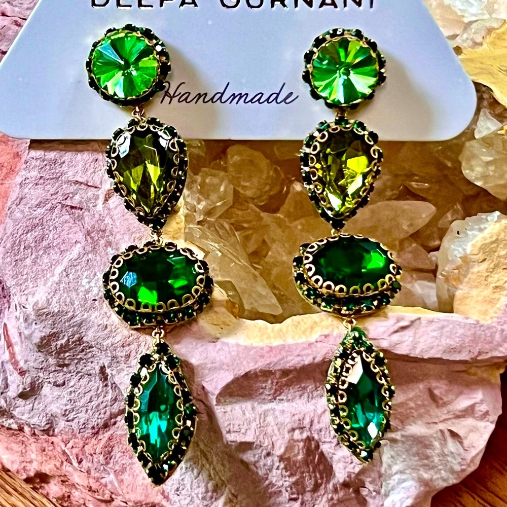 NWT Deepa Gurnani Beaded Crystal Chandeliers - Picture 5 of 14